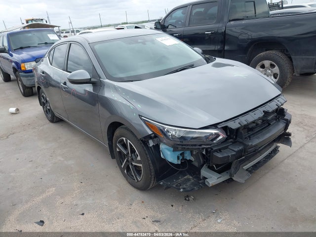 Salvage Nissan Sentra Image