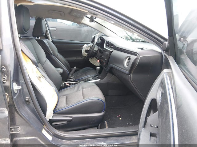 Toyota Corolla Se
