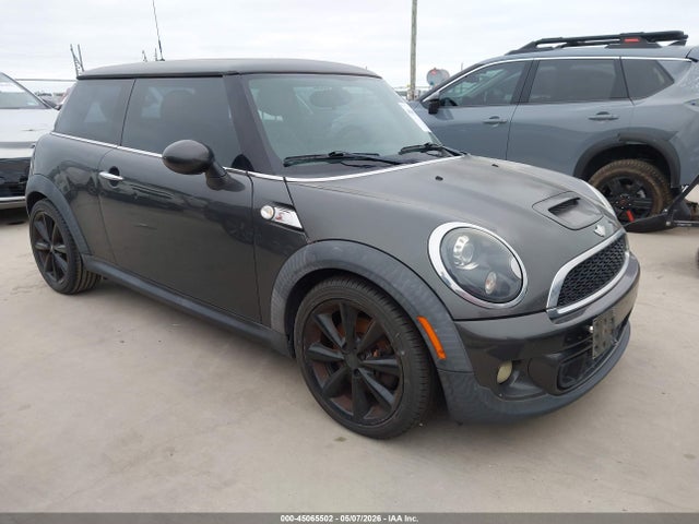 Salvage MINI Cooper S Image