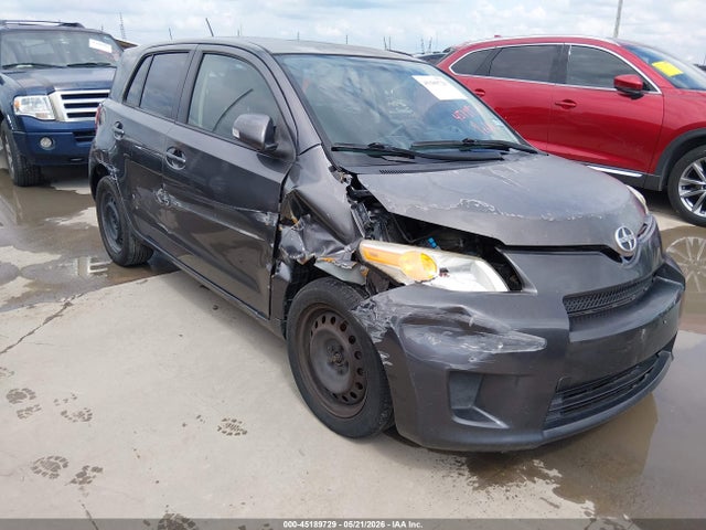Scion xD
