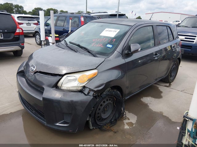Scion xD
