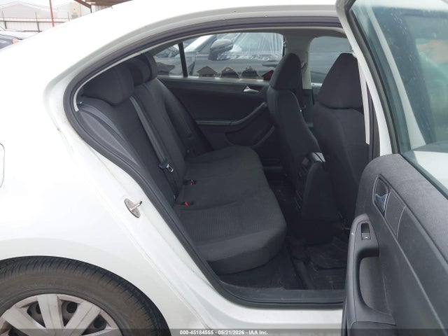 Volkswagen Jetta 1.4t S