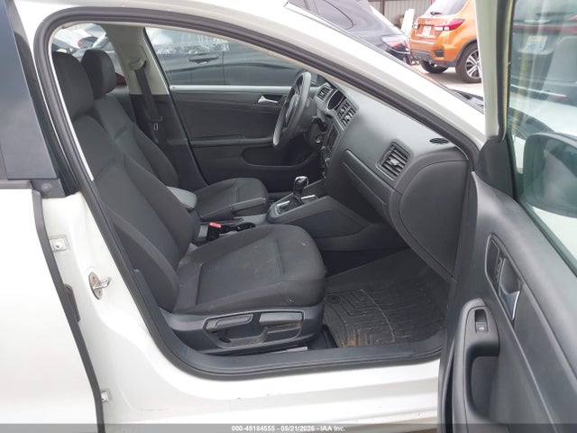 Volkswagen Jetta 1.4t S
