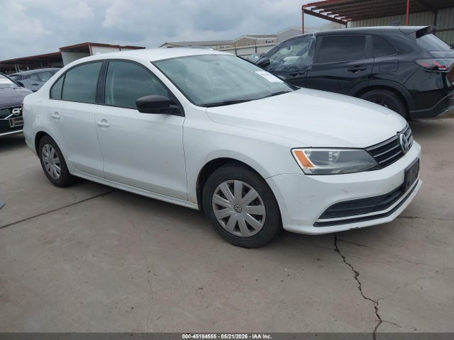 Salvage Volkswagen Jetta Image