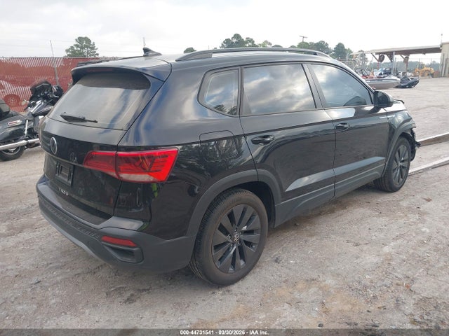 Volkswagen Taos 1.5t S