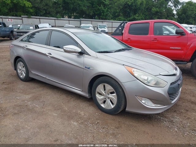 Salvage Hyundai SONATA Image
