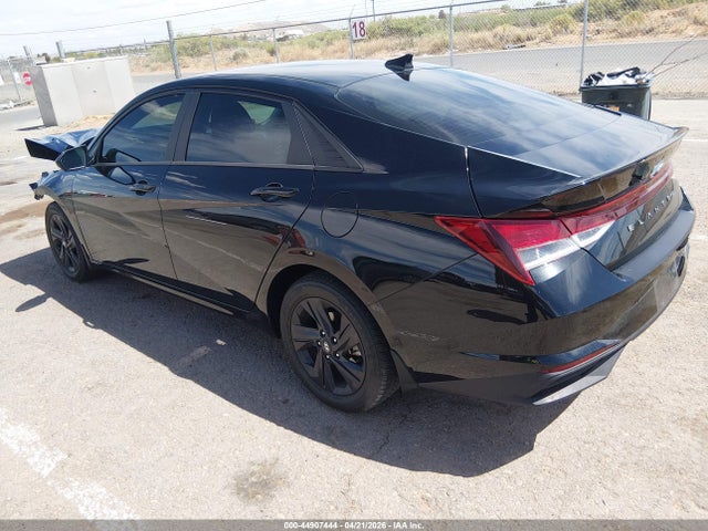 Hyundai ELANTRA Sel