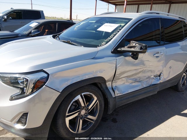 GMC Terrain Slt