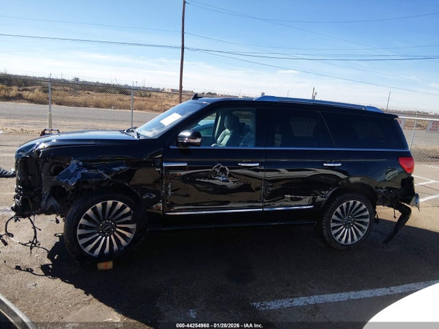 Lincoln Navigator Reserve