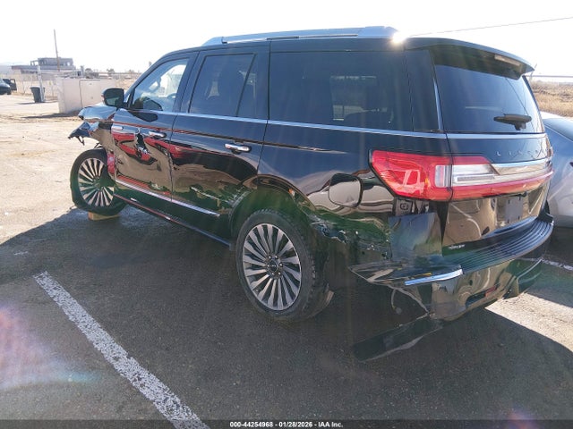 Lincoln Navigator Reserve