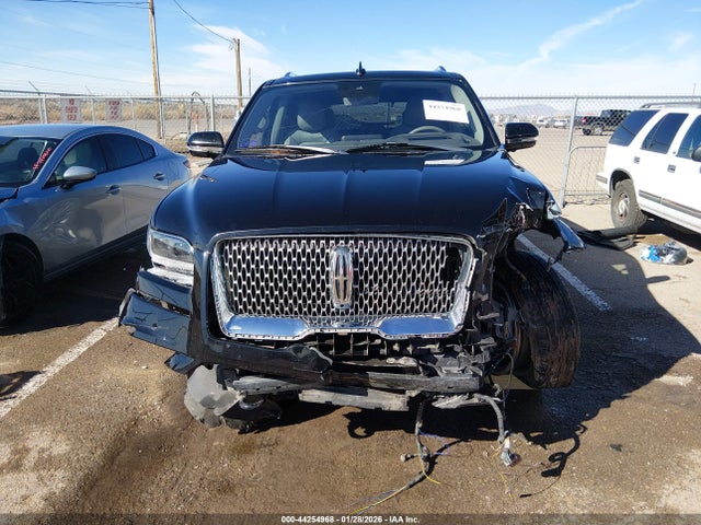 Lincoln Navigator Reserve