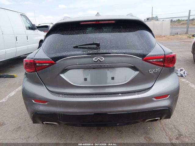 INFINITI Qx Premium