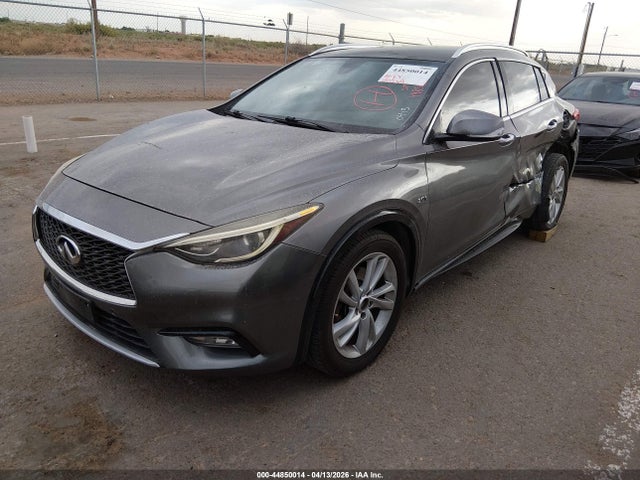 INFINITI Qx Premium