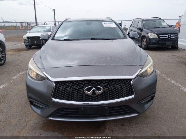 INFINITI Qx Premium