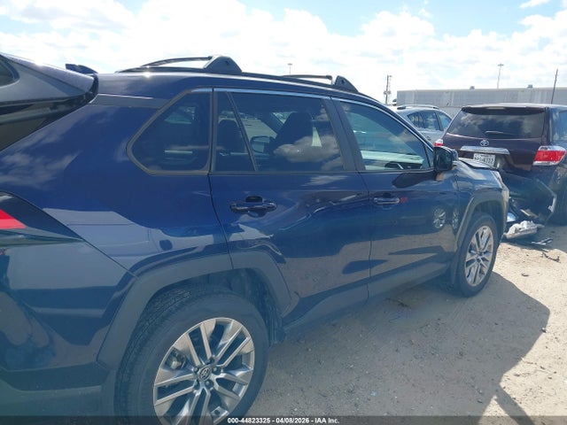 Toyota RAV4 Xle Premium