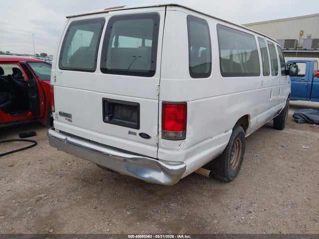 Ford E-350 Xlt