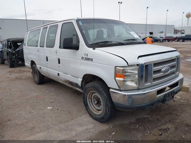 Salvage Ford E-350 Image