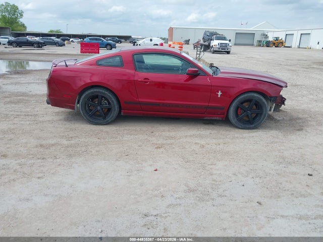 Ford Mustang V6 Premium