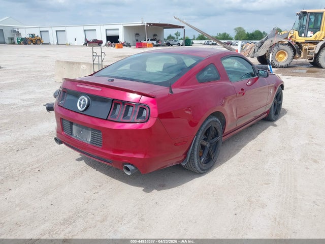 Ford Mustang V6 Premium