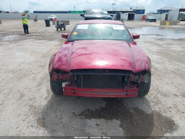 Ford Mustang V6 Premium