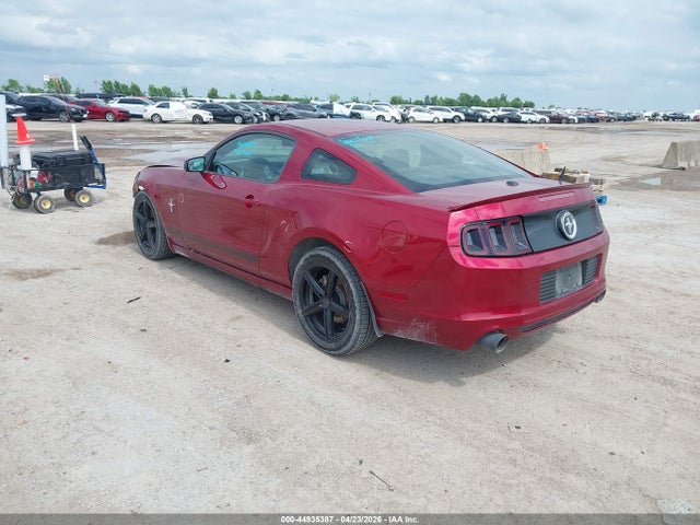 Ford Mustang V6 Premium