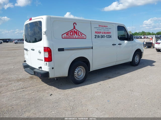 Nissan Nv S V6