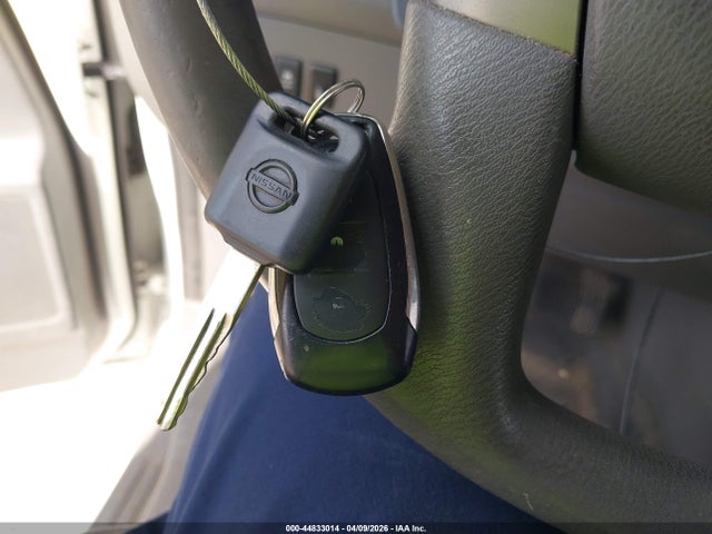 Nissan Nv S V6