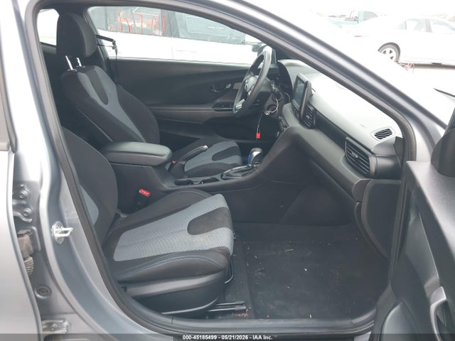 Hyundai VELOSTER 2.0