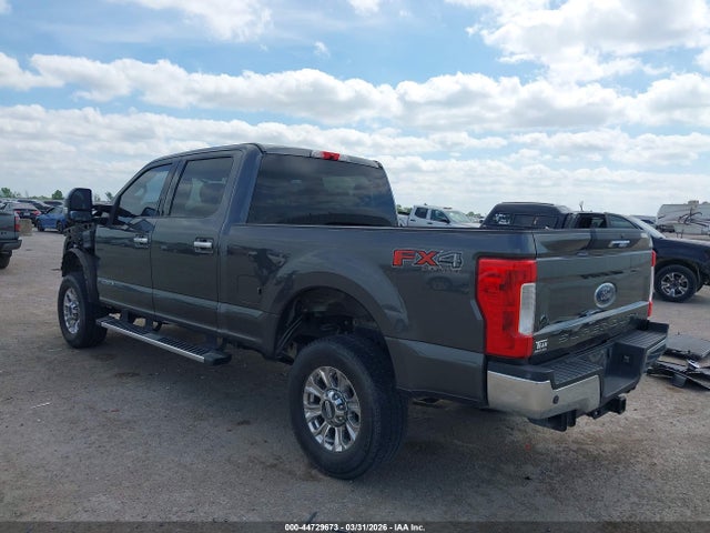 Ford F-250 Xlt