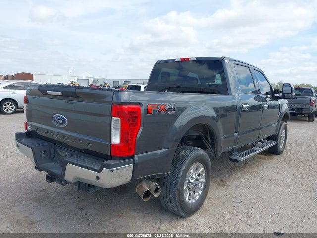 Ford F-250 Xlt