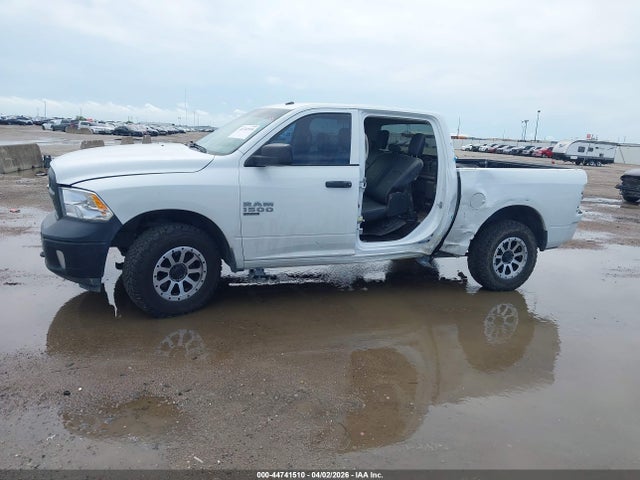 Ram 1500 Tradesman  4x4 5'7 Box