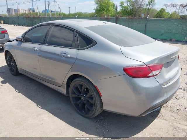 Chrysler 200 S