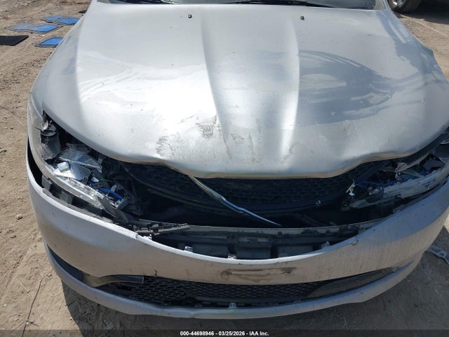 Chrysler 200 S