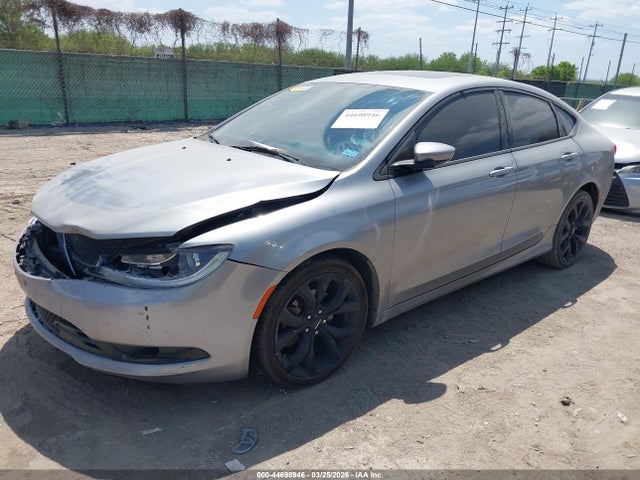 Chrysler 200 S