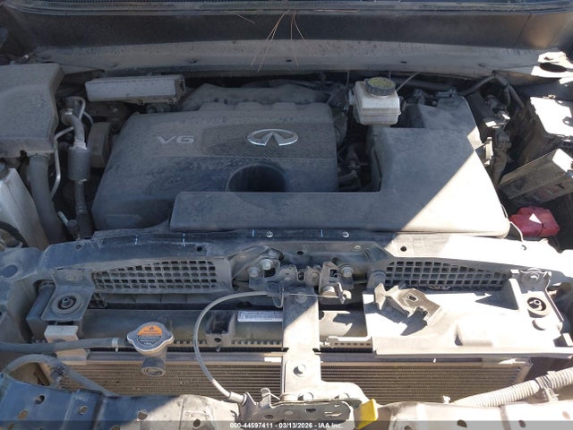 INFINITI Qx Luxe