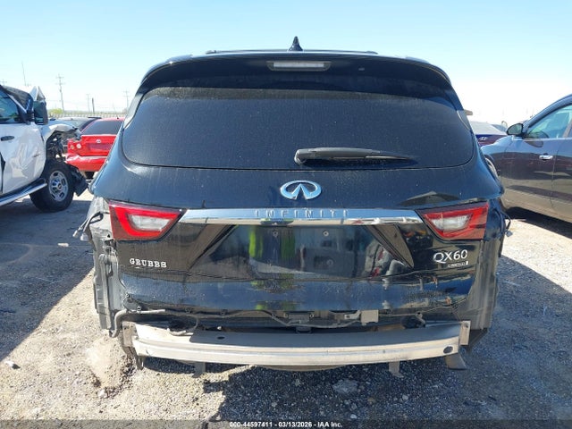 INFINITI Qx Luxe