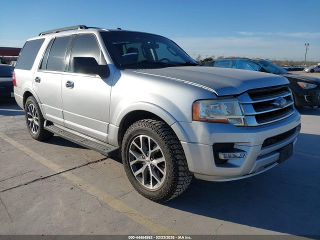 Salvage Ford Expedition Image