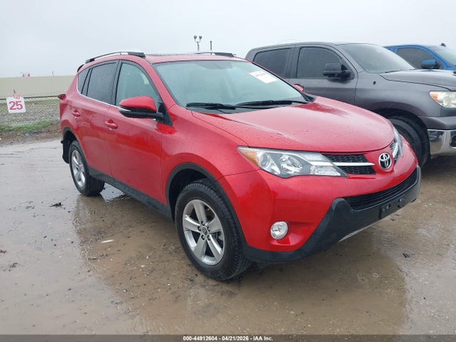 Salvage Toyota RAV4 Image