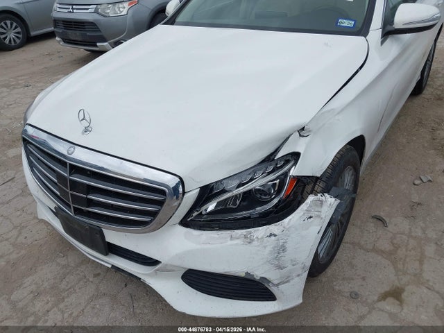 Mercedes-Benz C-Class Luxury