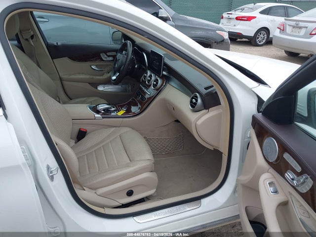 Mercedes-Benz C-Class Luxury