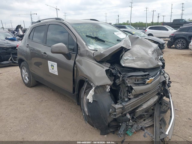 Salvage Chevrolet Trax Image