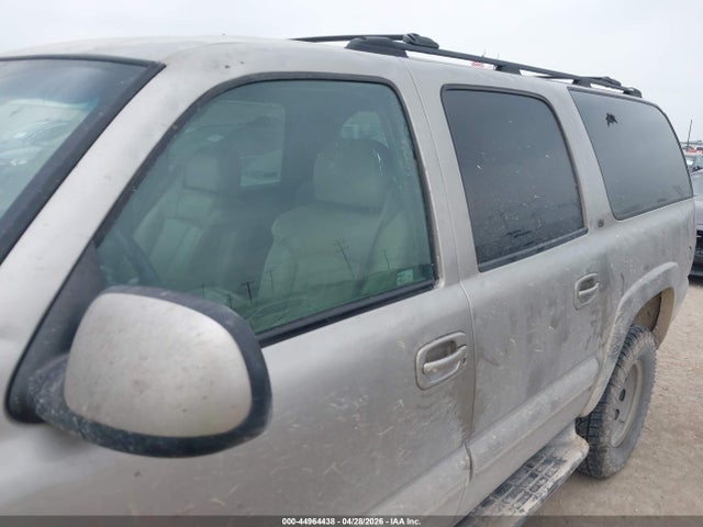 Chevrolet Suburban 2500 Lt