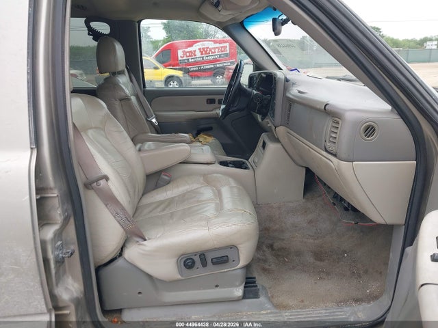 Chevrolet Suburban 2500 Lt