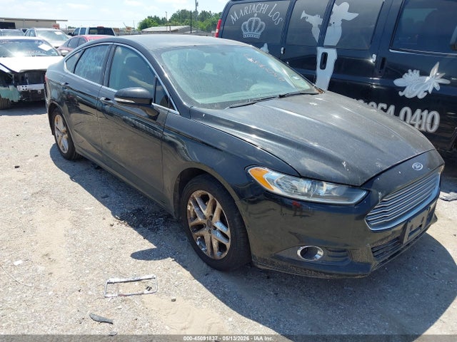 Salvage Ford Fusion Image