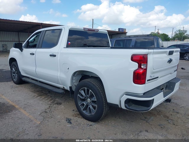Chevrolet Silverado 1500 2wd  Short Bed Custom