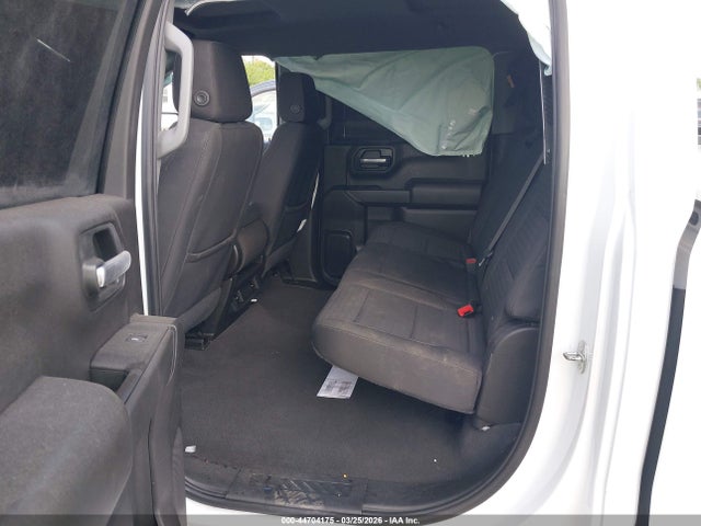 Chevrolet Silverado 1500 2wd  Short Bed Custom
