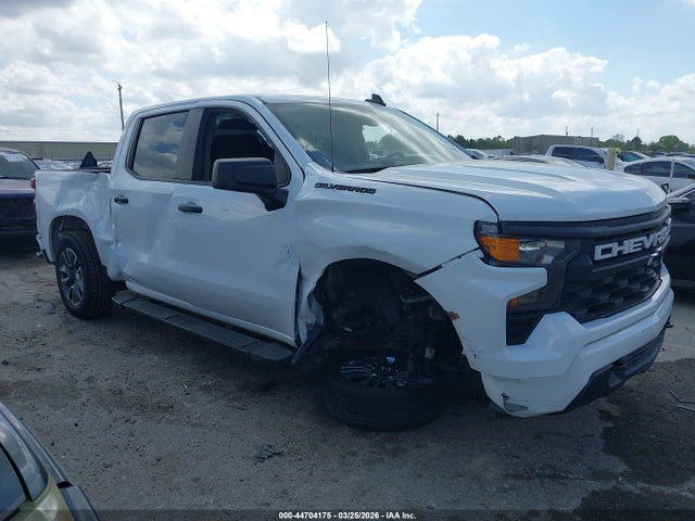 Chevrolet Silverado 1500 2wd  Short Bed Custom