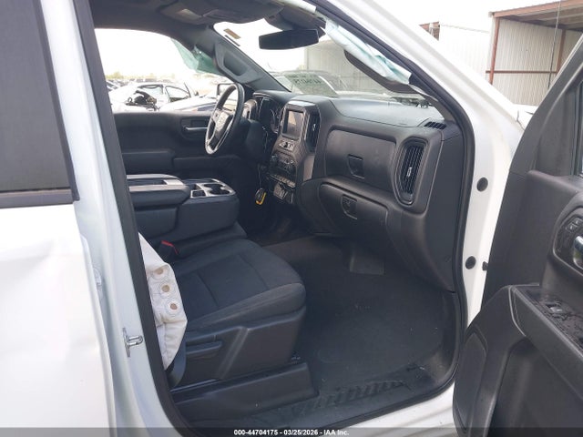 Chevrolet Silverado 1500 2wd  Short Bed Custom