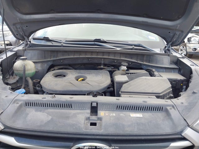 Hyundai TUCSON Se Plus