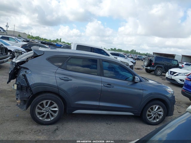 Hyundai TUCSON Se Plus